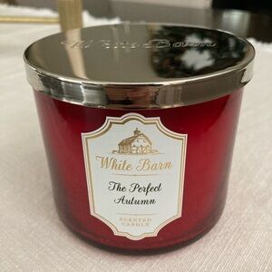 White Barn The Perfect Autumn Candle